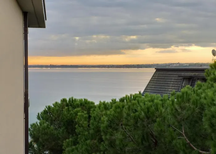Le Rive Apartment Desenzano del Garda